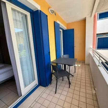 Villaggio Hemingway - Family Aparthotel Caorle Exterior photo
