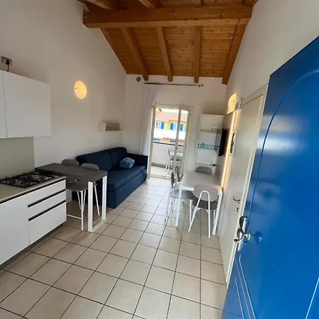 Villaggio Hemingway - Family Aparthotel Caorle Exterior photo