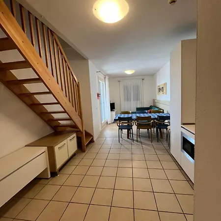 Villaggio Hemingway - Family Aparthotel Caorle Exterior photo