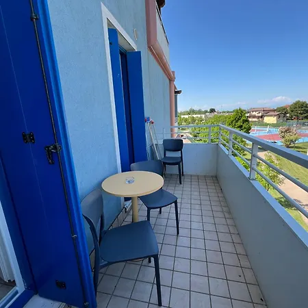 Villaggio Hemingway - Family Aparthotel Caorle Exterior photo