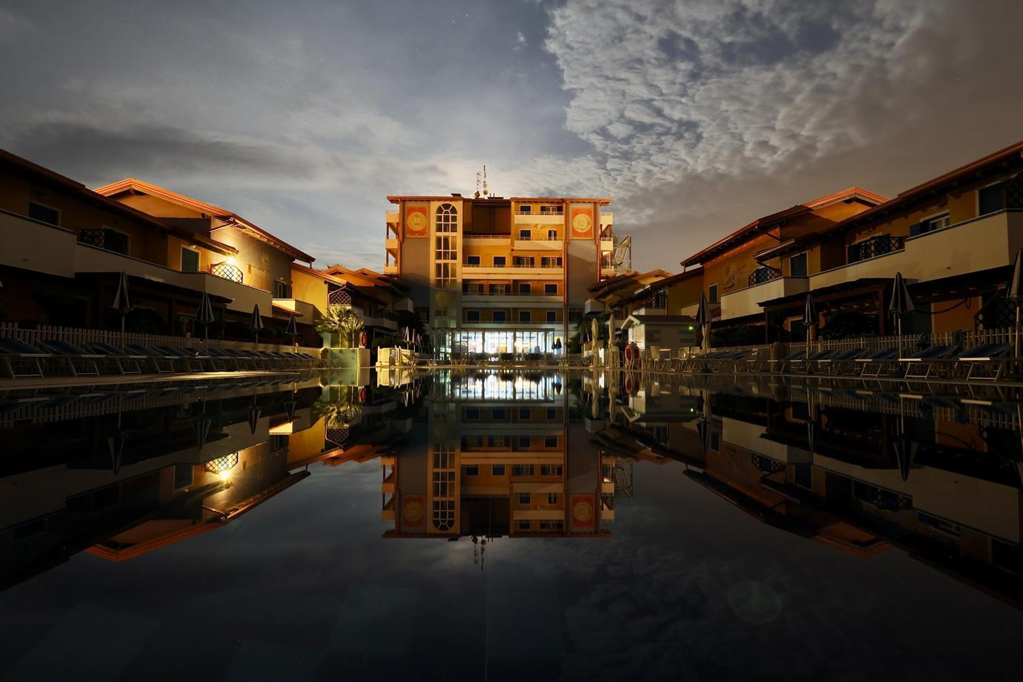 Aparthotel Villaggio Hemingway - Family Aparthotel 3*